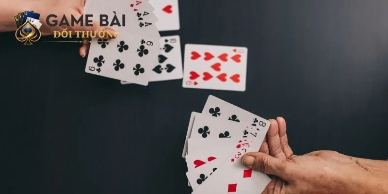 Bài Phỏm mấy lá theo quy định?